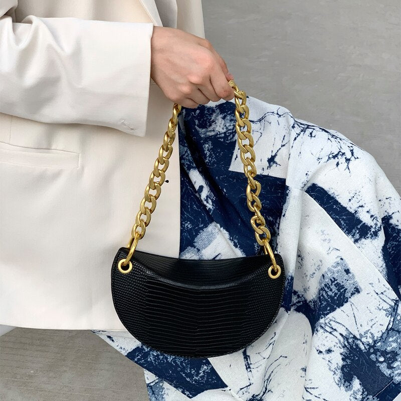 Loír Allure® - Crescent Bag