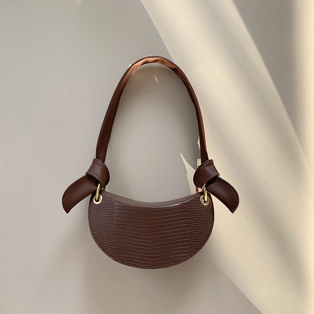 Loír Allure® - Crescent Bag