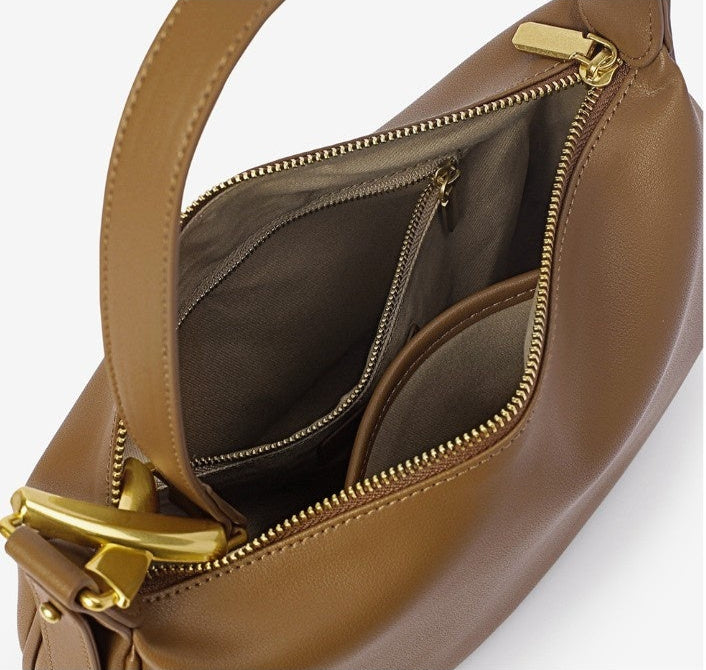 Loír Allure® - Simple Crescent Crossbody Bag