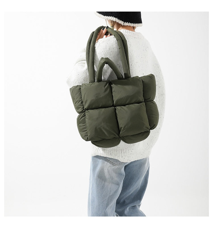 Loír Allure® - Nylon Puffed Bag