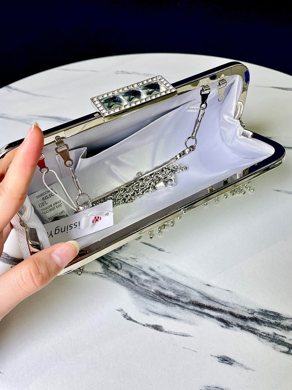 Loír Allure® - Rhinestone Banquet Bag