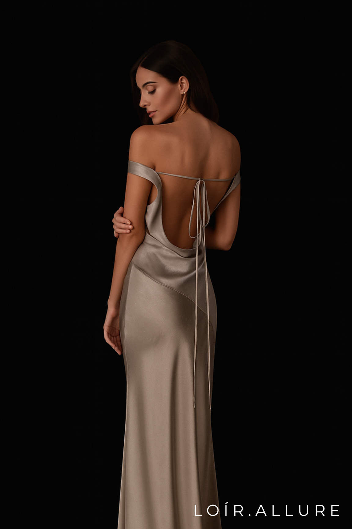 Loir Allure® - Elegant Pearlescent Backless Dress
