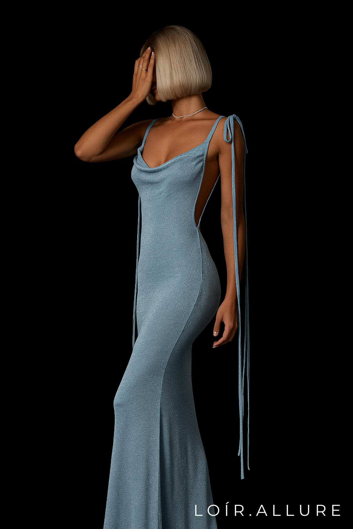 Loír Allure® - Backless Old-Money Dress