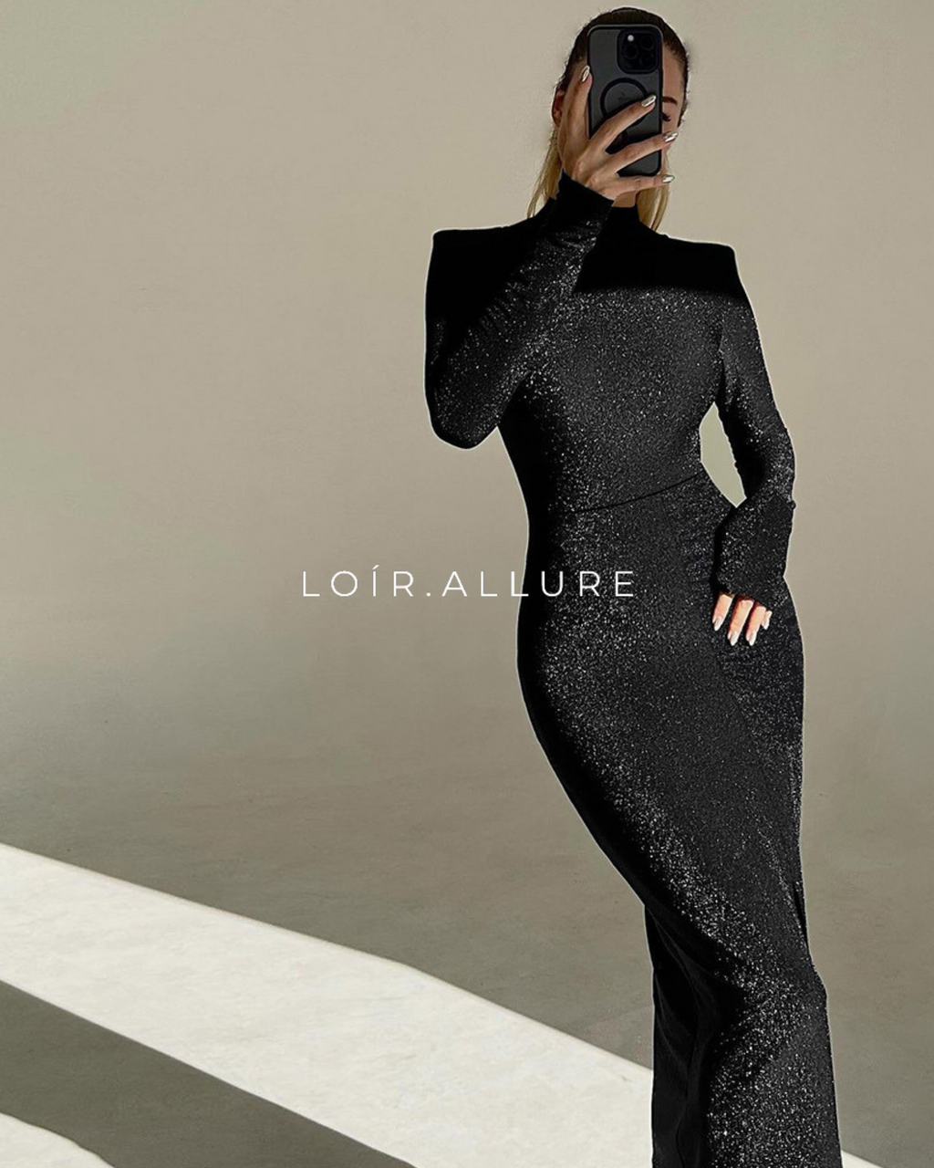 Loír Allure® - Premium Round Neck Slim Slit Dress