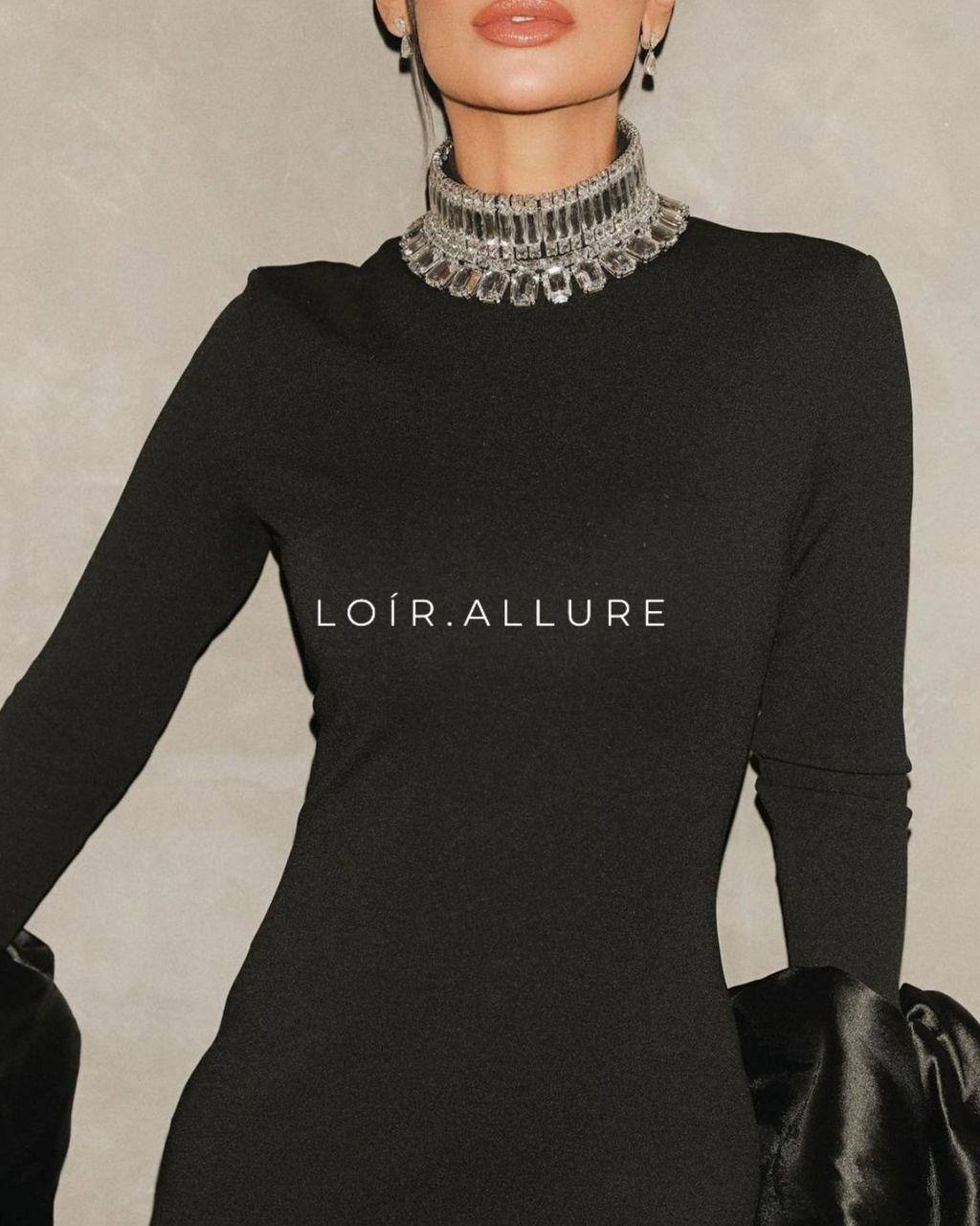 Loír Allure® - Premium Rhinestone Collar Black Dress