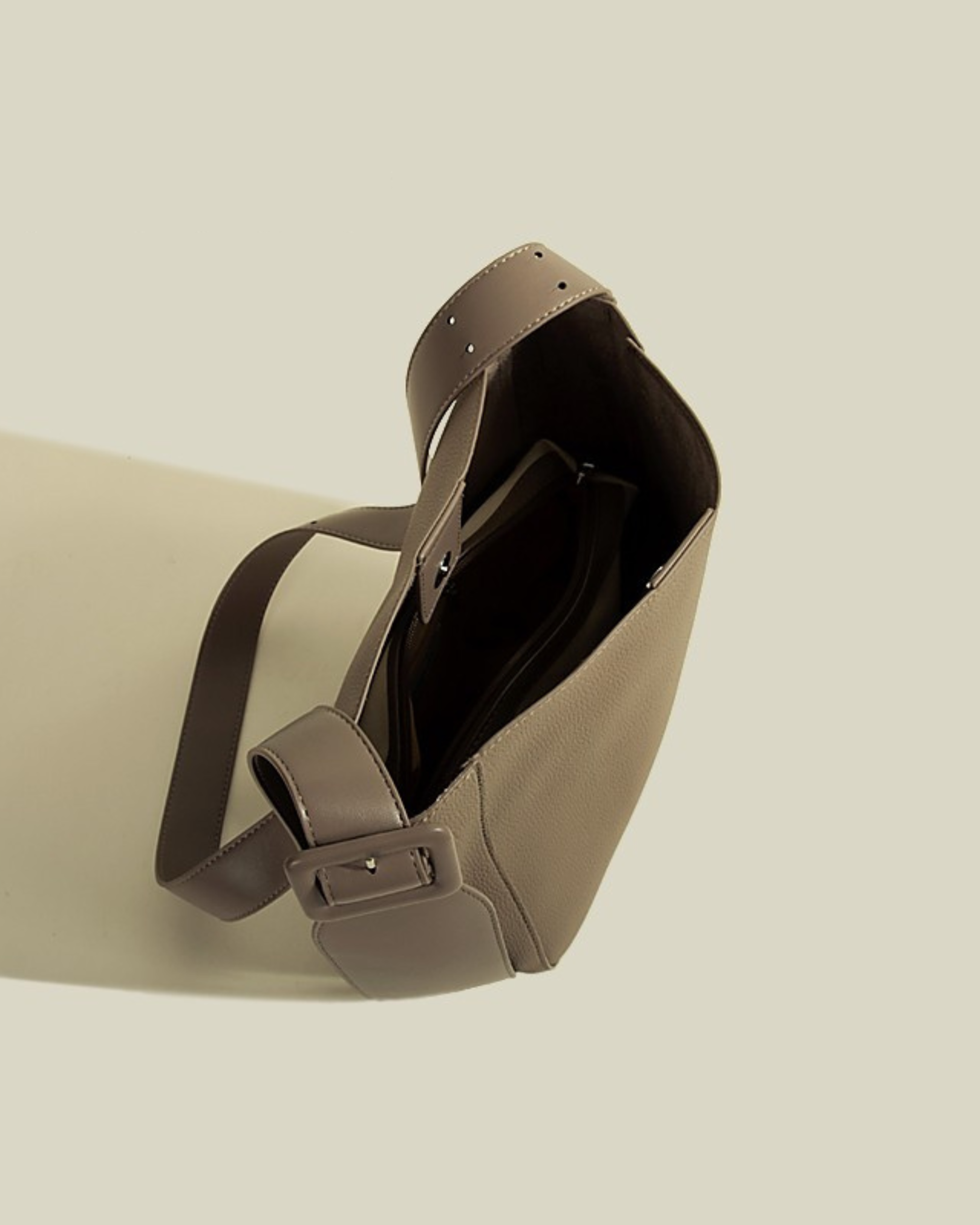 Loír Allure® - Leather Bucket Bag with Pouch