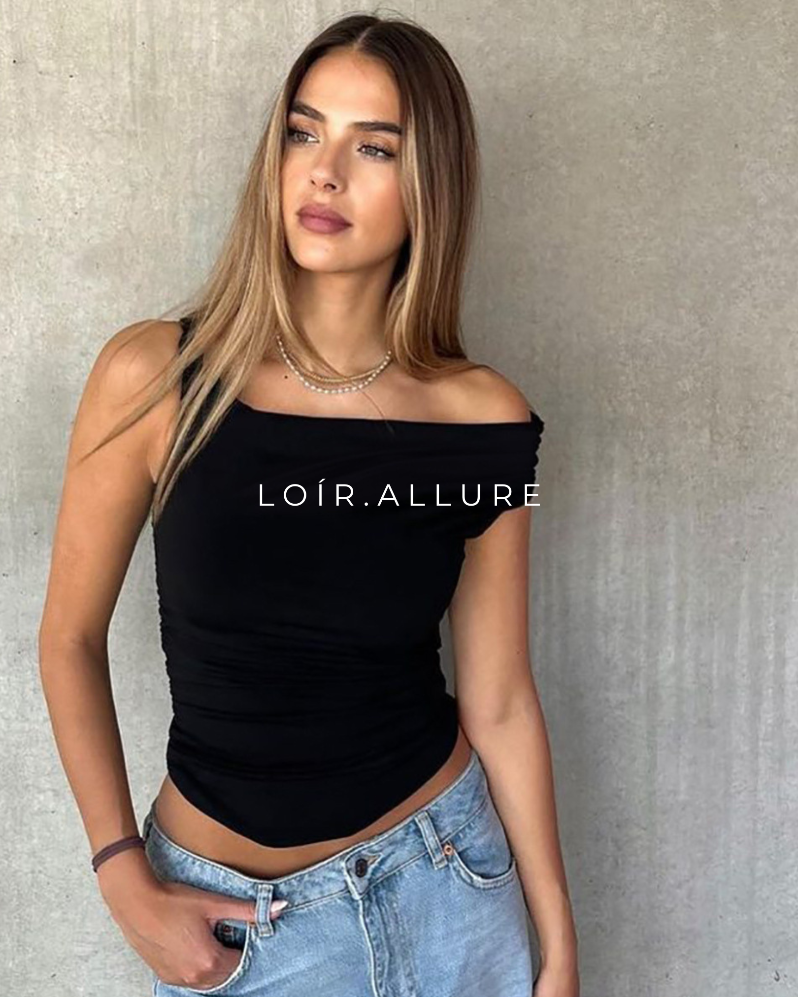 Loír Allure® - Irregular Pleated Slim-fit Top