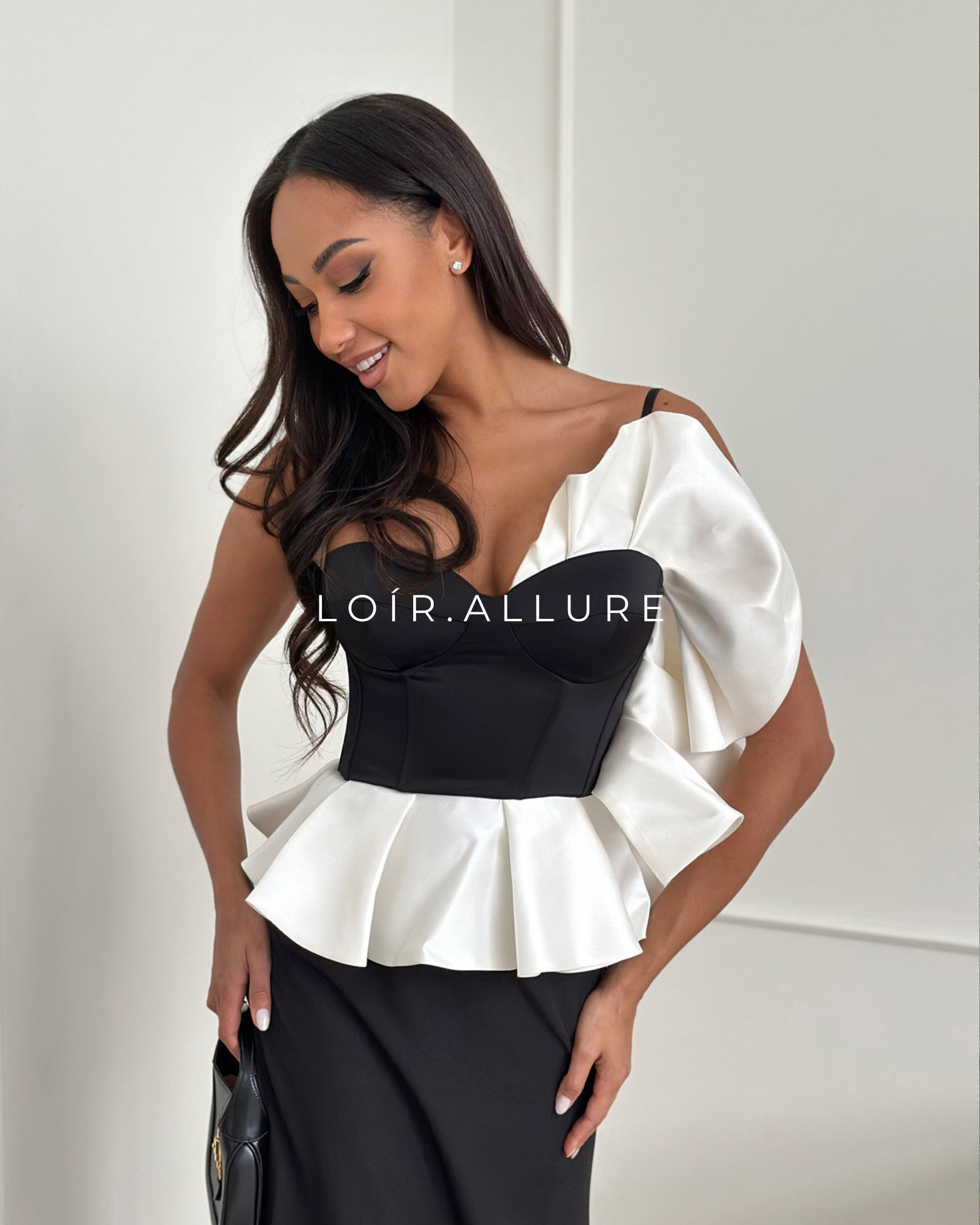 Loír Allure® - Ruffled  Crop Top