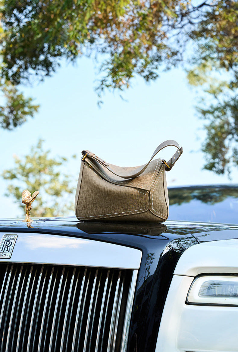 Loír Allure® - Cowhide Geometric Bag