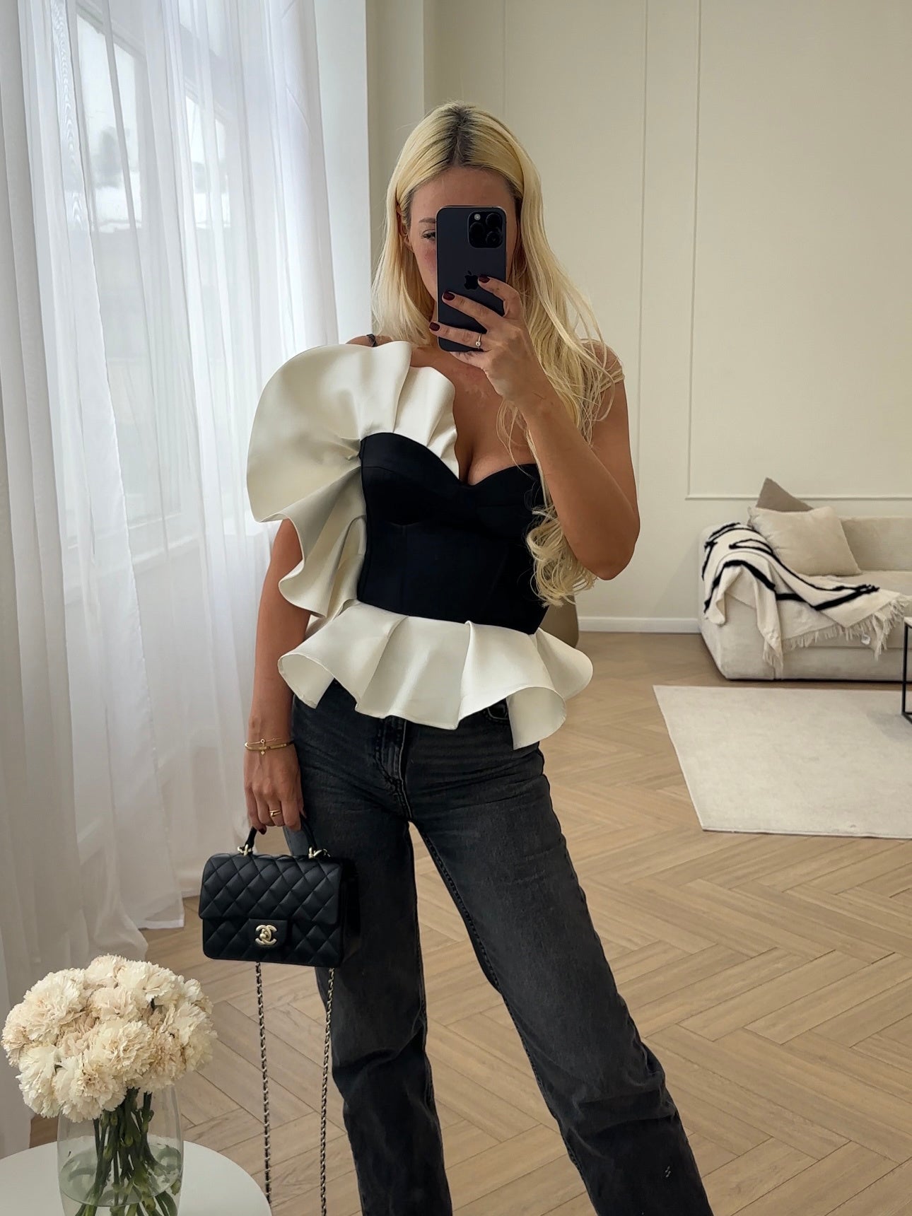 Loír Allure® - Ruffled  Crop Top