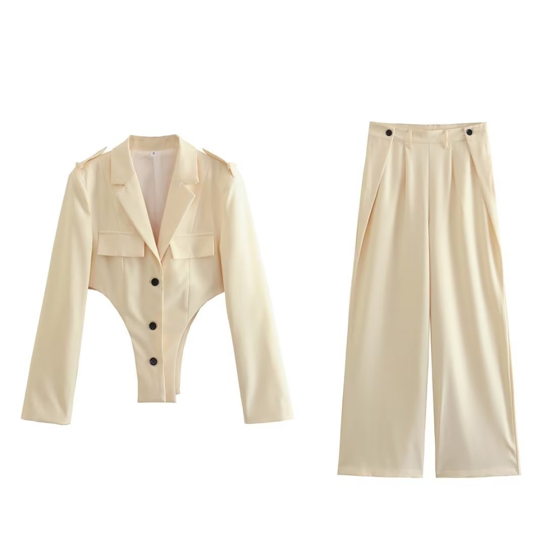 Loír Allure® - Hollow Blazer with Oversized Pantalon